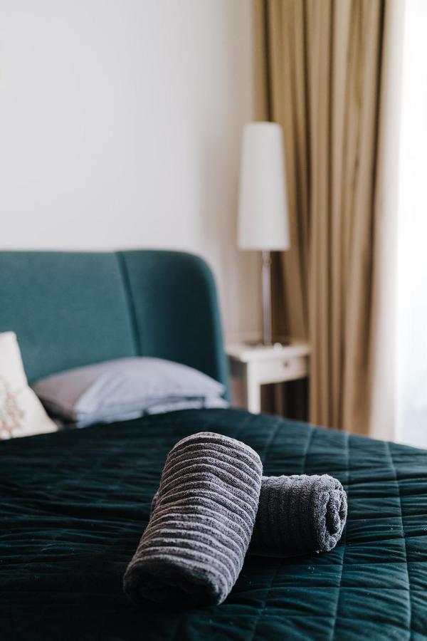 Butique Apartman Balatonlelle Exteriör bild
