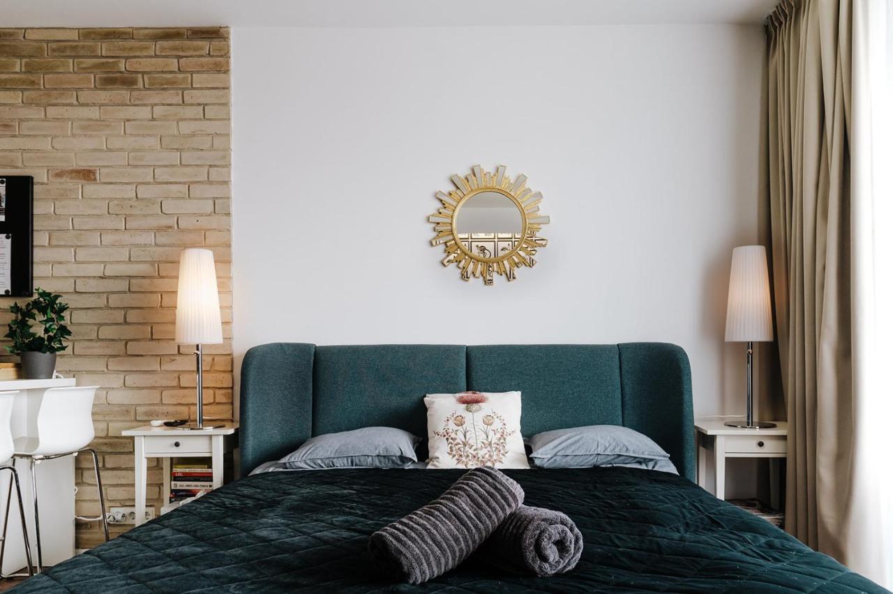 Butique Apartman Balatonlelle Exteriör bild