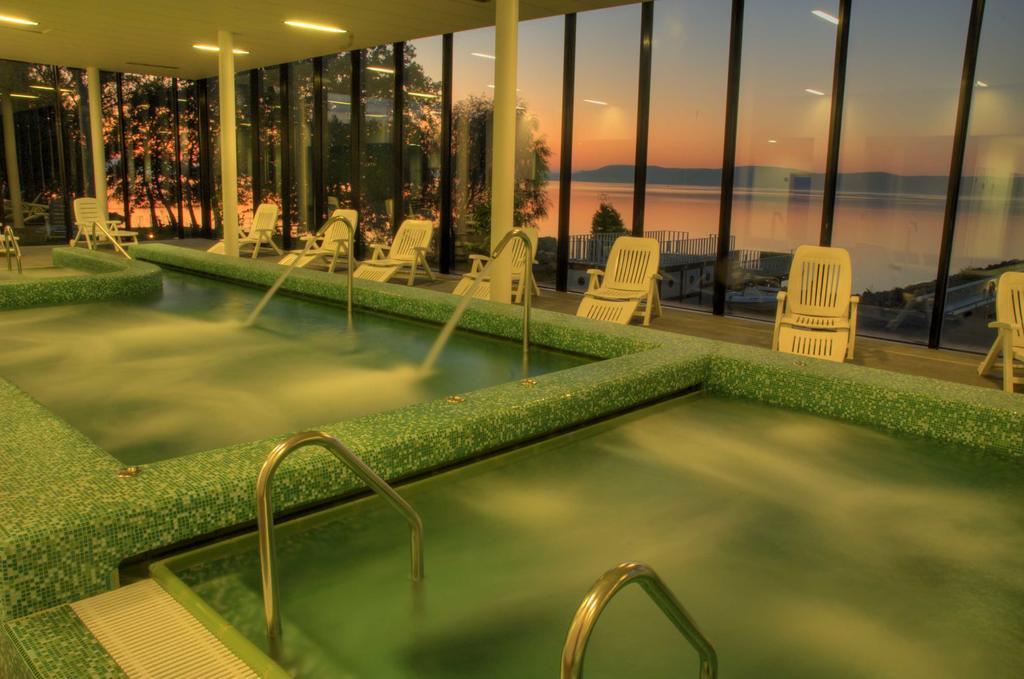 Butique Apartman Balatonlelle Exteriör bild