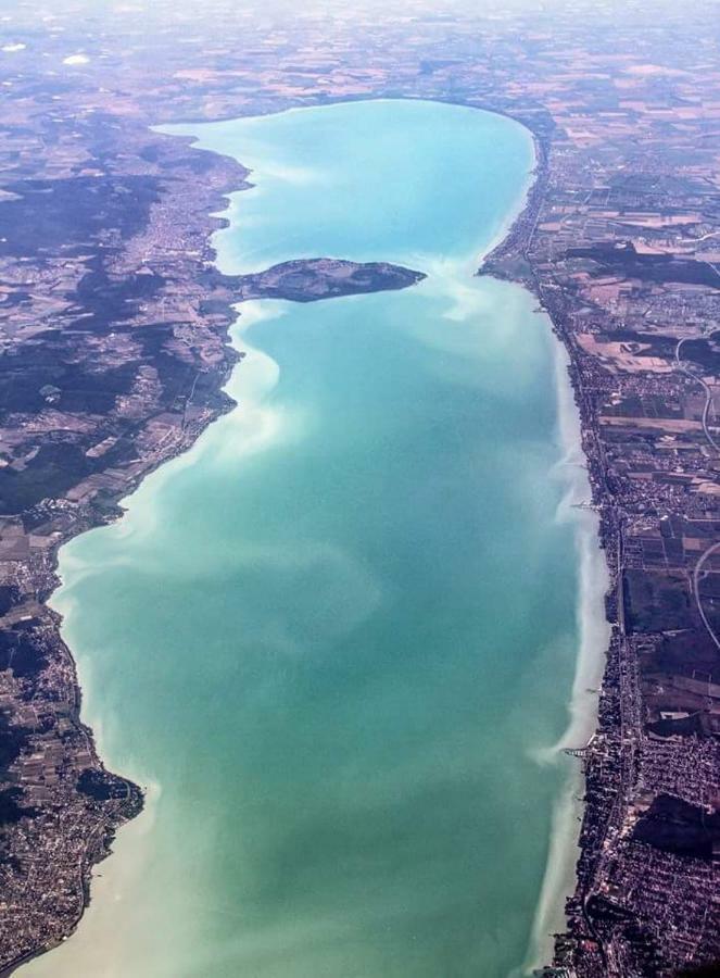Butique Apartman Balatonlelle Exteriör bild